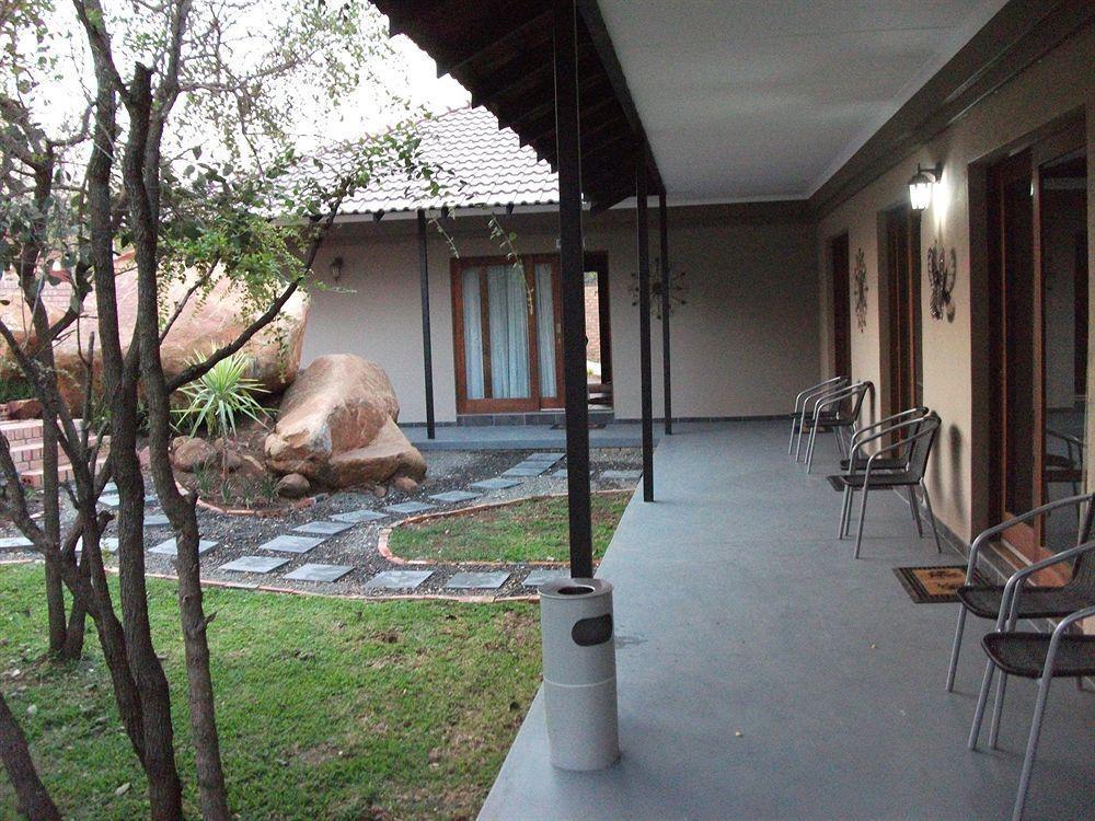 Meerkat Manor Komatipoort Exteriér fotografie